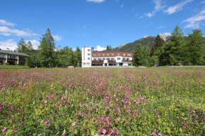  Hotel Berghof  Зеефельд